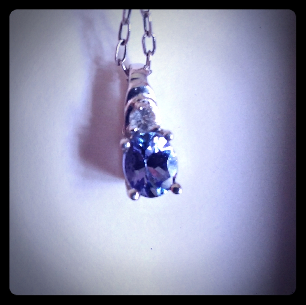 Tanzanite and white topaz pendant with chain
